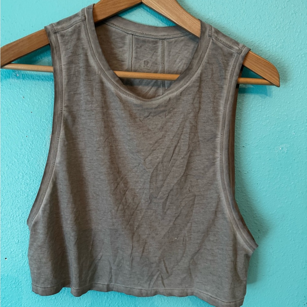 Lululemon Gray Sleeveless Women's crop top